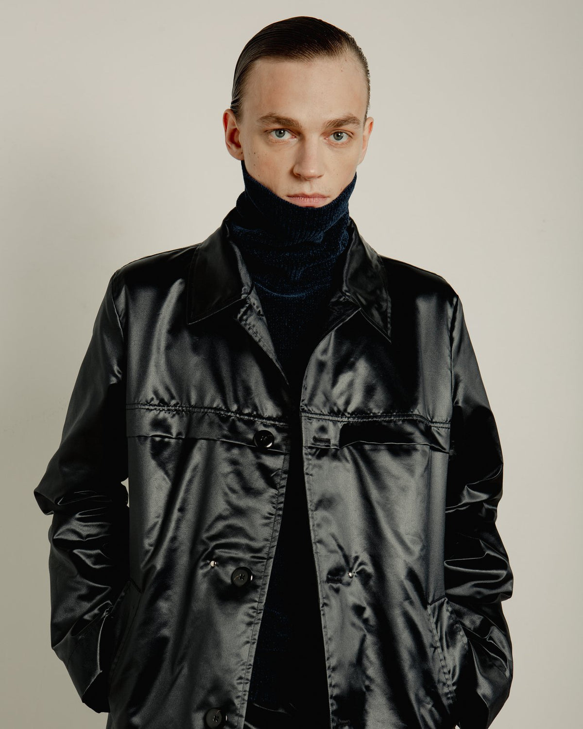 ROLL NECK PLAIN CHENILLE VELOURS
